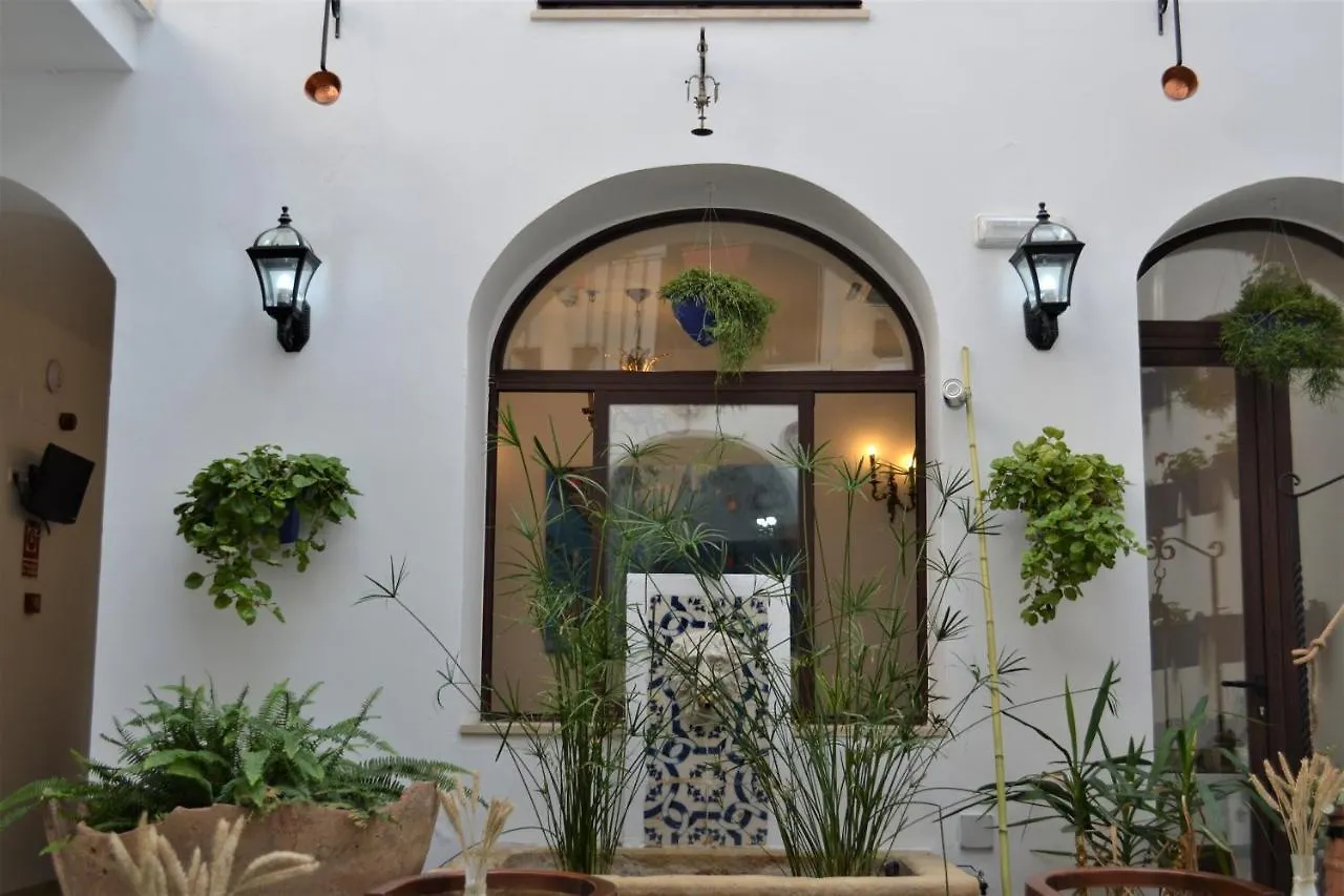 Hotel Marisa Cordova